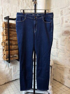 Old Navy | High-Rise WOW Straight Jeans | Blue Denim | 16